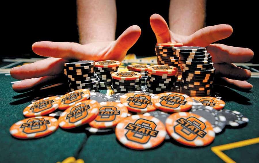 Mách bạn cách bảo toàn túi tiền hiệu quả khi chơi Poker