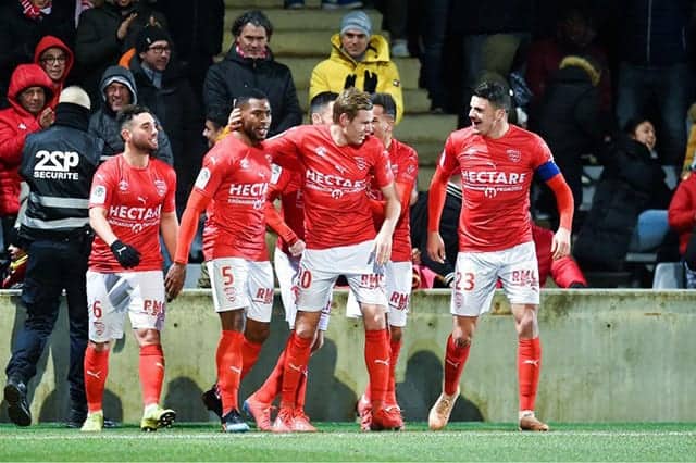 soi keo tai xiu tran guingamp vs nimes ngay 19/5/2019