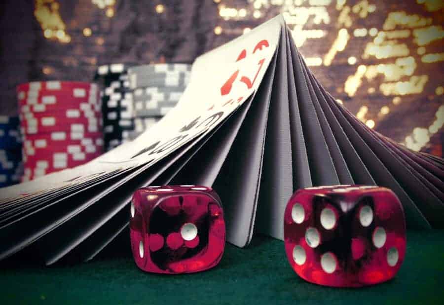 Những kiến thức mà bạn nên biết khi chơi Baccarat - Hình 1