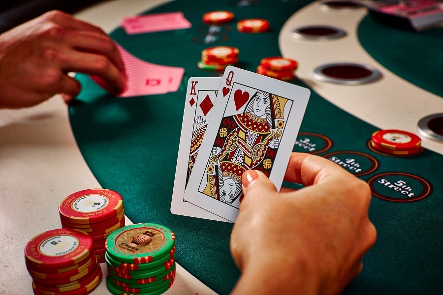 Một số bí quyết căn bản giúp bạn cải thiện đáng kể cơ hội thắng trong Baccarat